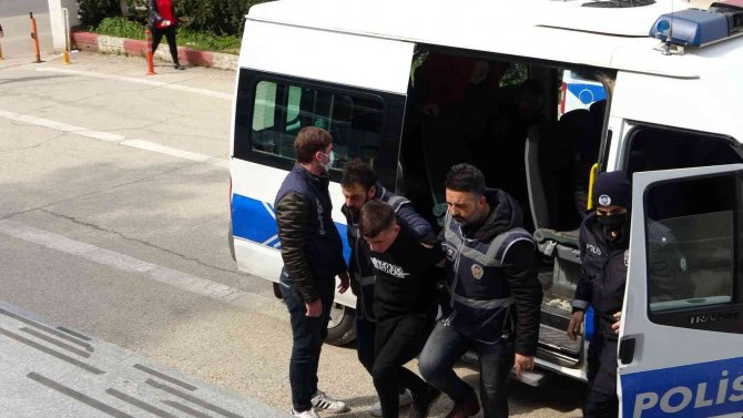 Adana’da İş Yerine Ateş Açan Saldırganlar Yakalandı