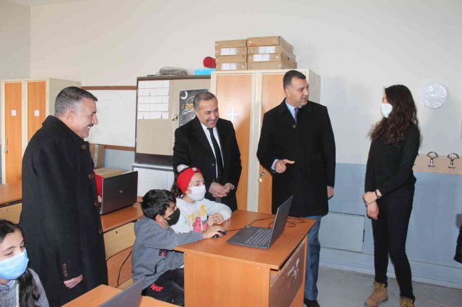 Milletvekili Arvas’tan Muradiye’ye Ziyaret