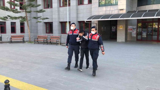 Ninesinin Küpesini Satıp Ölümle Tehdit Eden Torun Tutuklandı