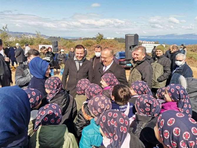 Bursa’da 21 Bin Fidan Toprakla Buluştu
