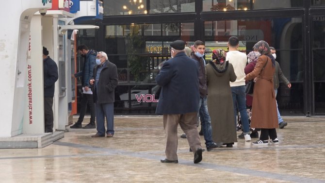 Çankırı’da Korona Virüs Vaka Sayıları Son Bir Ayda Yarı Yarıya Düştü