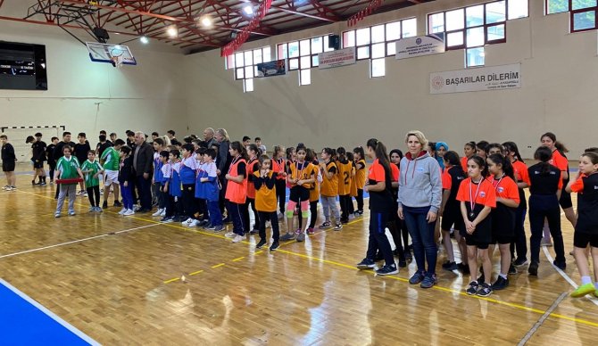 Babalar Sahaya İndi