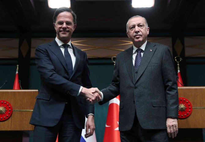 Cumhurbaşkanı Erdoğan: “Bu Gidişata Bir An Evvel Son Verilmesi İçin Yoğun Bir Diplomasi Trafiği Yürütüyoruz"