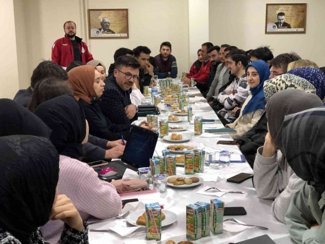 Müdür Yazıcı, Yurt Temsilcileri İle Bir Araya Geldi