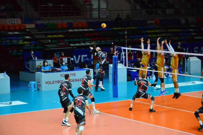 Develi Belediyespor Mağlubiyetle Başladı
