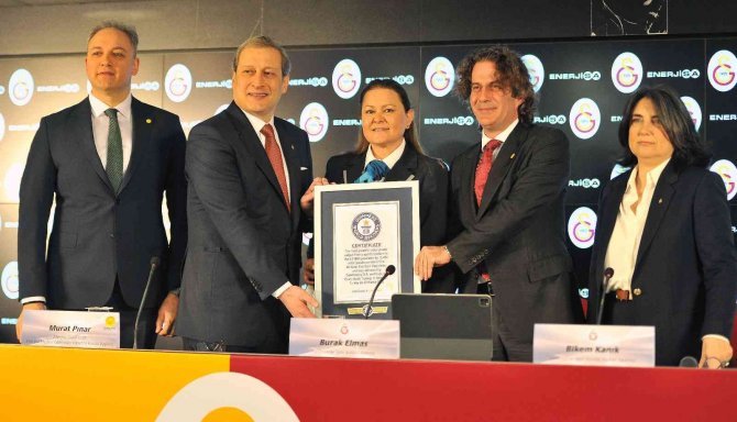 Nef Stadyumu, Guinness Rekorlar Kitabı’na Girdi