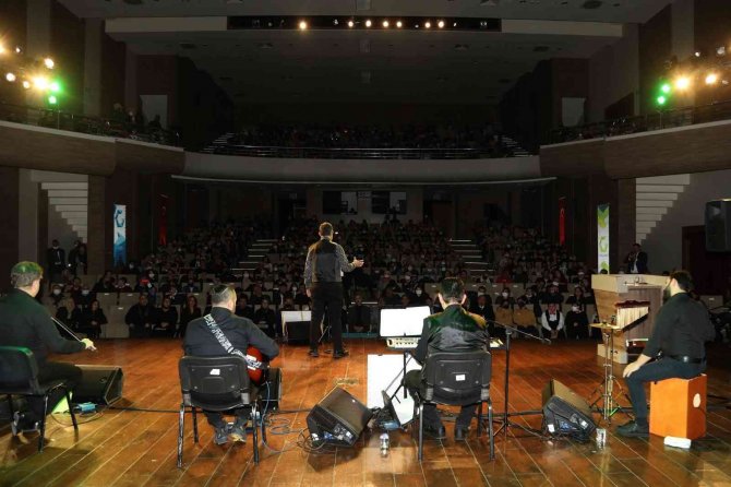 İ̇brahim Sadri Şiirleri Gaziantep’te Seslendirdi