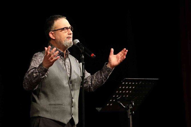 İ̇brahim Sadri Şiirleri Gaziantep’te Seslendirdi