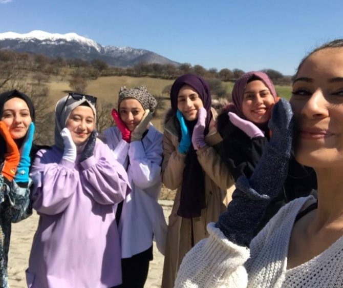 Gediz Myo Öğrencileri, “Farklı Renk Çoraplar” Hareketine Ortak Oldu