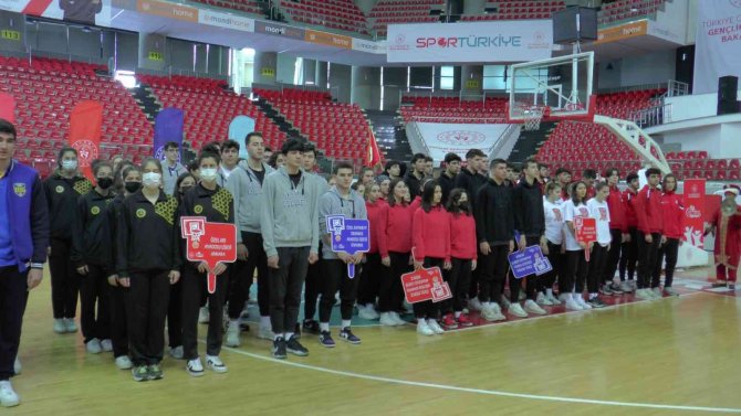 Gençler Basketbol Türkiye Birinciliği Turnuvası Kayseri’de Başladı