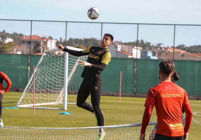 Göztepe’de İ̇rfan Can Eğribayat Kadro Dışı Bırakıldı