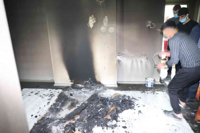Hakkari’de Korkutan Yangın