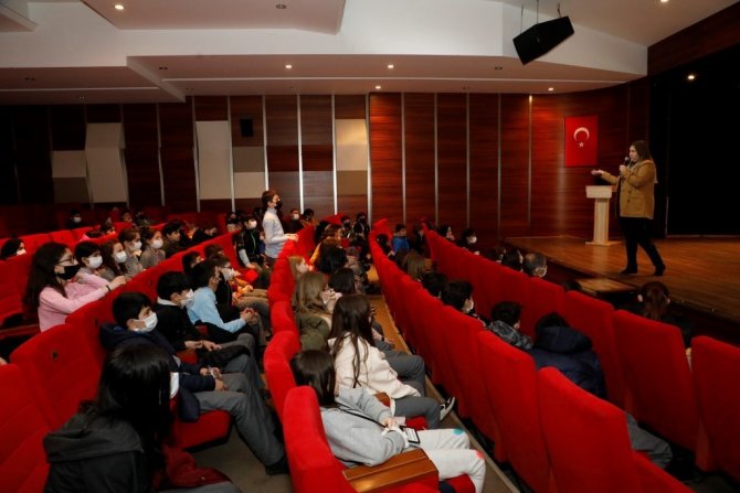 Öğrencilere Suyun Önemi Anlatıldı