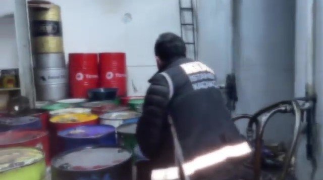 İ̇stanbul’daki Operasyonlarda 214 Bin 300 Litre Kaçak Akaryakıt Ele Geçirildi