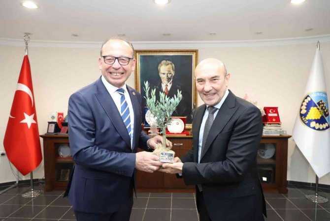 Başkan Akın, Tunç Soyer İle Buluştu