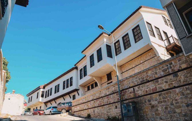 Başkan Okay,"divanlı’nın Güzelleşmesi Adına Elimizden Gelen Gayreti Gösteriyoruz"