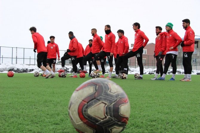 Kars 36 Spor Doğubayazıt Maçı Hazırlıklarını Sürdürüyor