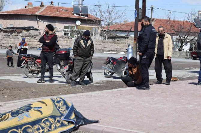 En Acı Bekleyiş