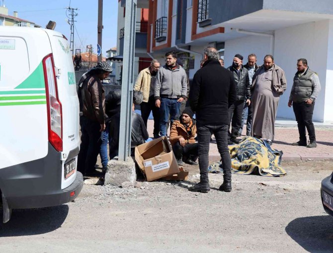 En Acı Bekleyiş