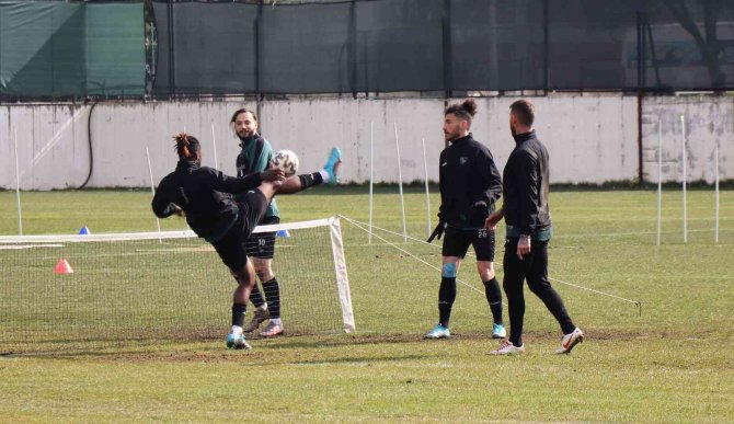 Denizlispor, Kocaelispor Maçı Hazırlıklarını Sürdürdü