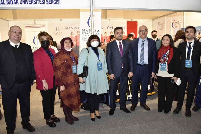 Manisa Cbü Rektörü Prof. Dr. Ataç Egekaf 22 Açılışına Katıldı