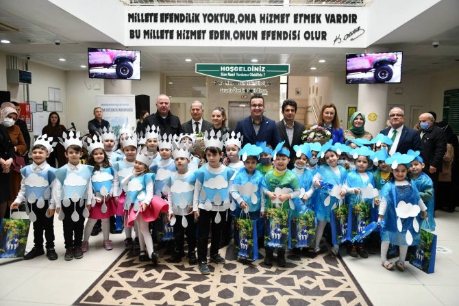 Çocuklardan Anlamlı Gösteri