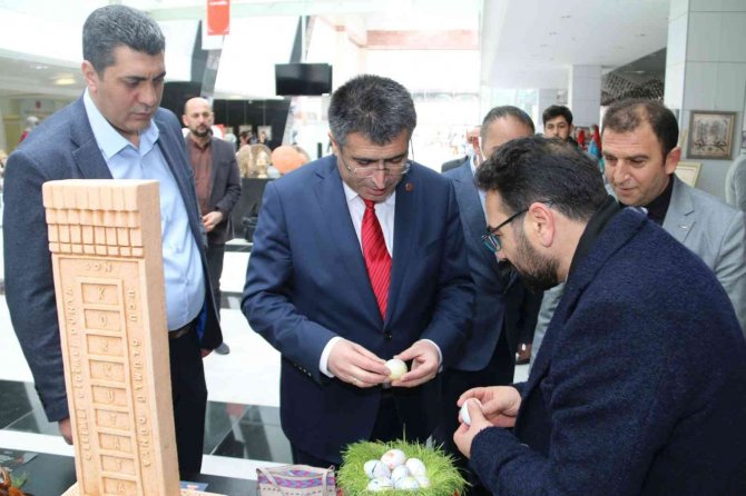 Nevü Nevkam Ve Kayseri Olgunlaşma Enstitüsü İ̇ş Birliğinde Karma Sergi