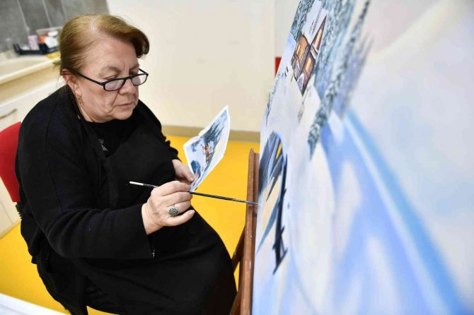 Kursiyerler Usta Ressamlara Taş Çıkartıyor