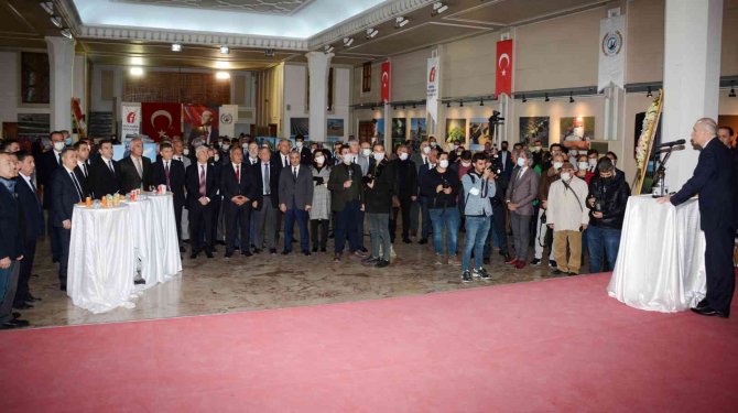 “Çukurova’da Tarım Ve İ̇nsan” Konulu Fotoğraf Sergisi Açıldı