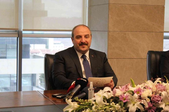 Bakan Varank’tan Ukrayna’da Barış Çağrısı