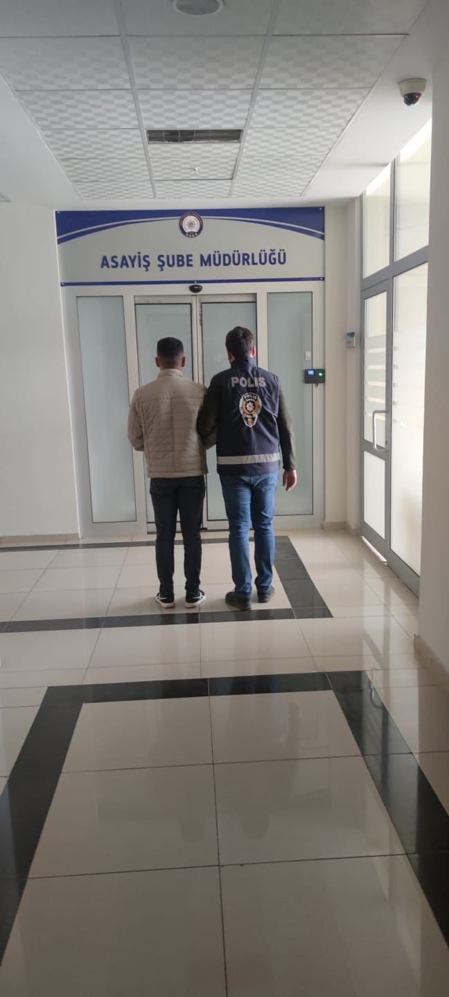 Siirt’te 8 Yıl 4 Ay Hapis Cezası Bulunan Hükümlü Yakalandı