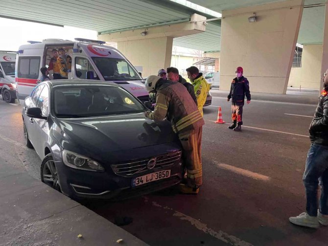 Şişli’de Polis Aracı Takla Attı: 2 Polis Yaralı