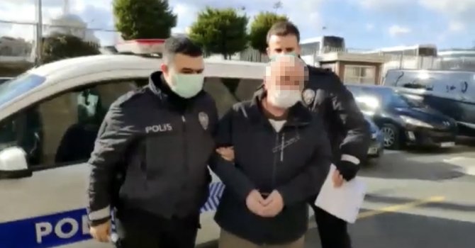 İ̇stanbul’da Taksici Terörü Kamerada: Genç Kızı Tekme Tokat Darp Etti