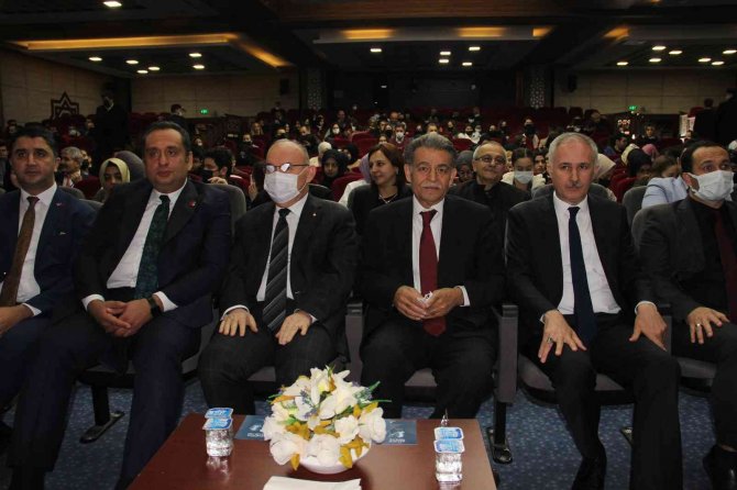 Tarık Buğra’nın Eşini Duygulandıran Panel