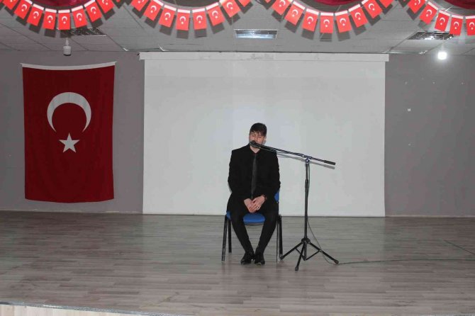 Muradiye’de ‘40 Hadis Ezber Okuma Yarışması’ Ödül Töreni