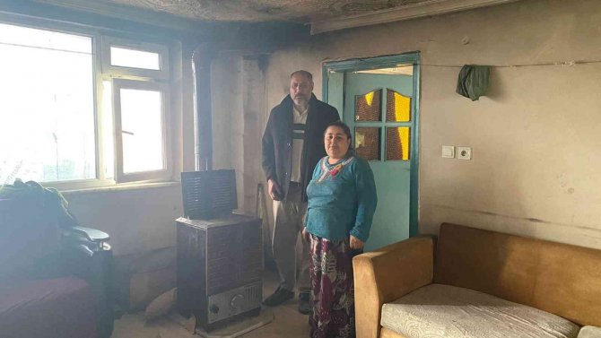 Bebeğin Ağlaması İle Karbonmonoksit Gazından Zehirlendikleri Ortaya Çıkan Aile Konuştu