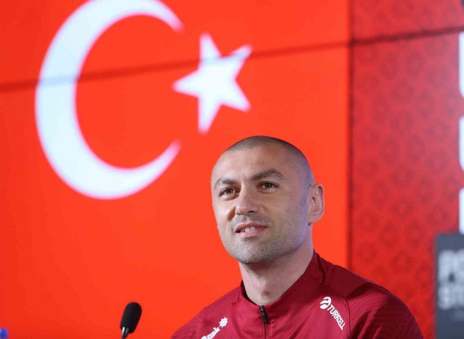 Burak Yılmaz: “Bizim De Hayallerimiz Ve Hedeflerimiz Var”