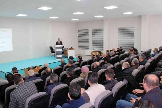 Ağrı’da Eğitim Seminerleri Başladı