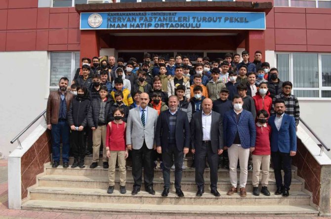 Kervancıoğlu, Tecrübesini Öğrencilere Aktardı