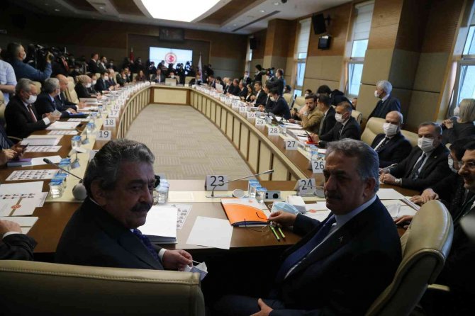 Anayasa Komisyonu, Milletvekili Seçim Kanunu Teklifini Görüşmek Üzere Toplandı