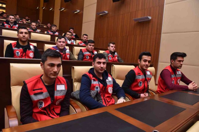 Başkan Yavaş 150 Yeni İtfaiye Memuru İle Bir Araya Geldi