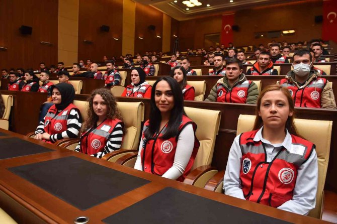 Başkan Yavaş 150 Yeni İtfaiye Memuru İle Bir Araya Geldi