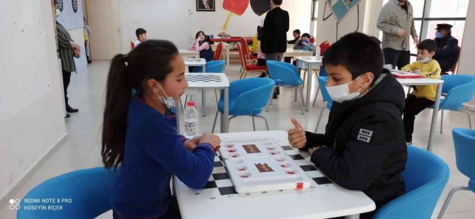 Ardahan’da Akıl Ve Zeka Oyunları Turnuvası
