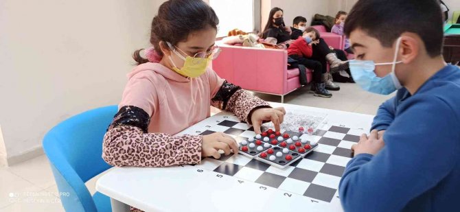Ardahan’da Akıl Ve Zeka Oyunları Turnuvası