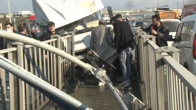 Arnavutköy’de Liseli Gencin Feci Ölümü