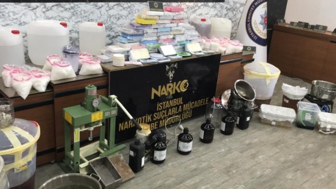 İ̇stanbul’da Uyuşturucu Operasyonları: 5’i Yabancı Uyruklu 10 Şüpheli Yakalandı