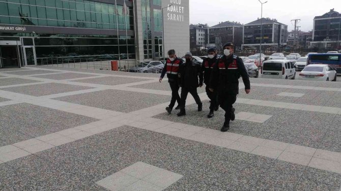 Cezaevlerindeki Terör Örgütü Üyelerine Finansman Sağladıkları İddia Edilen 21 Kişiden 1’i Adliyeye Sevk Edildi