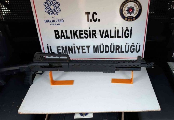 Balıkesir’de 59 Şahsa ’Huzur’ Operasyonu