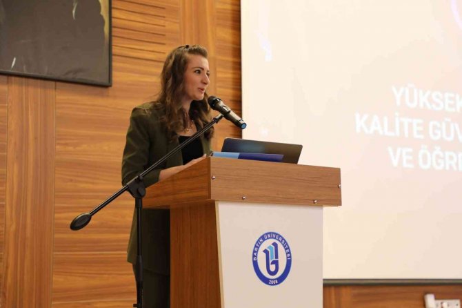 “Yükseköğretimde Kalite Güvencesi Sistemi Ve Öğrenci Katılımı” Semineri Gerçekleştirildi