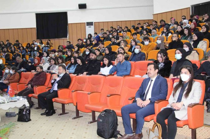 Üniversite Öğrencileriyle Kariyer Toplantısı